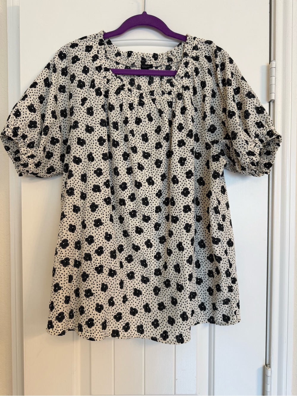 Ann Taylor Factory Cream and Black Polka Dot Puff Sleeve Blouse